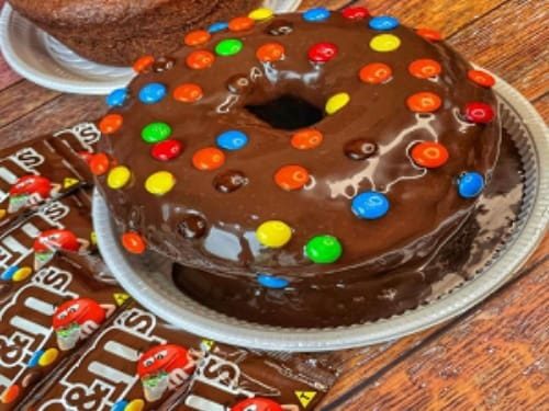 Bolo de M & M ´s - Especial Dia das Crianças